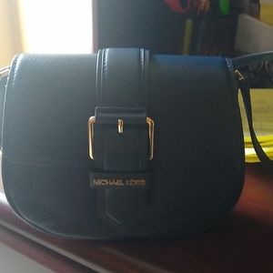 Micheal Kors purse